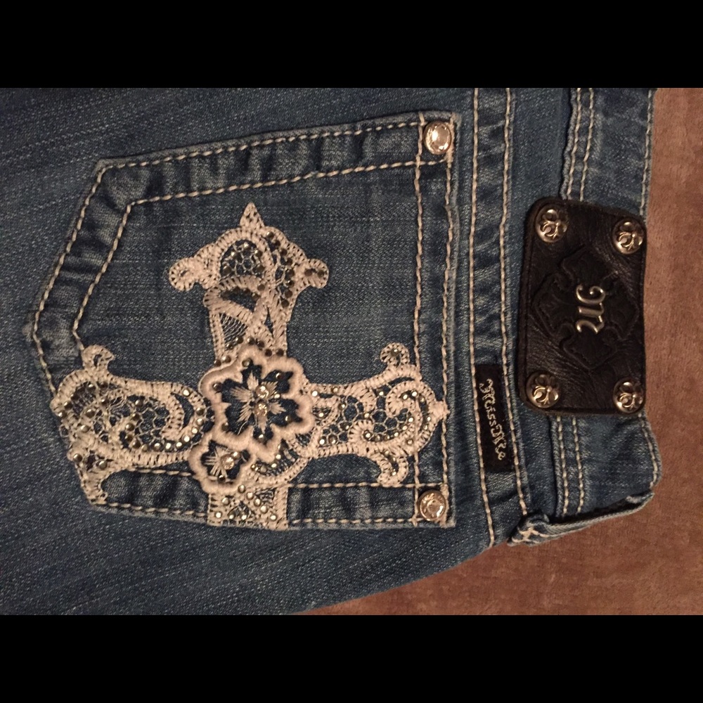 Miss Me Boot Cut Jeans Size 26